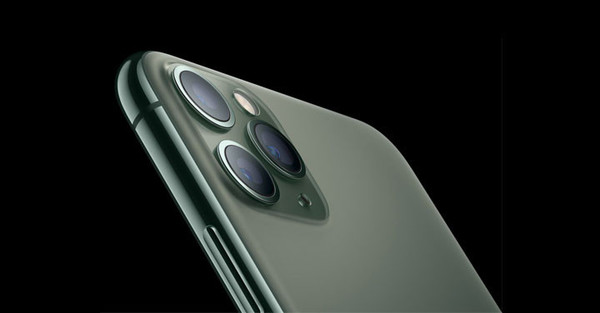 iPhone 12 Pro烘托圖